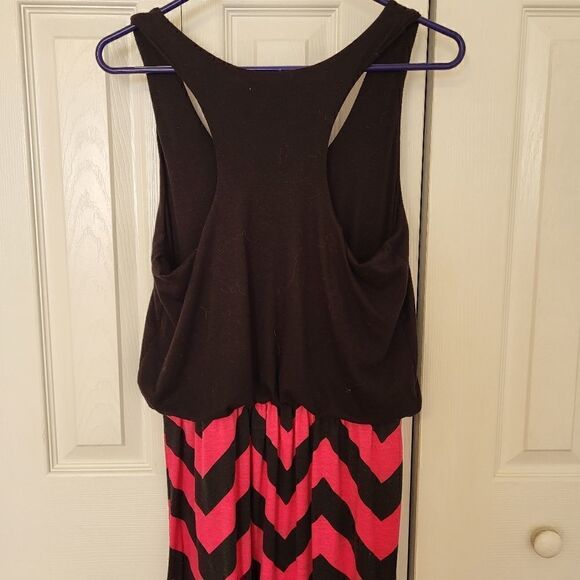 Allison Brittney sleeveless racer back chevron pink/black maxi dress - Picture 7 of 8